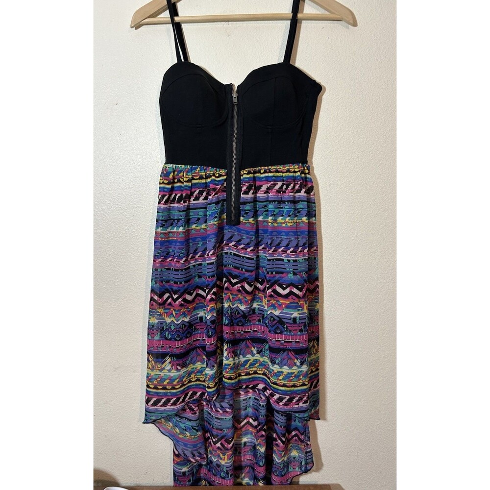 Material Girl ( Macy's ) Juniors Summer Dress - Size Medium NWT